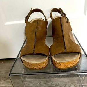 Boutique, Size 8, Brown, Wedges